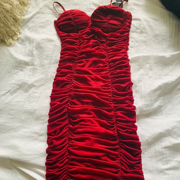 Dresses & Skirts - Little red dress